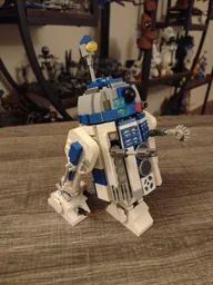 R2-D2 mid size