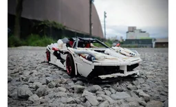 1/8 RC LaFerari
