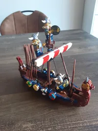 viking ship (áttæringr)