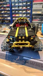 9398 - Tracked Crawler