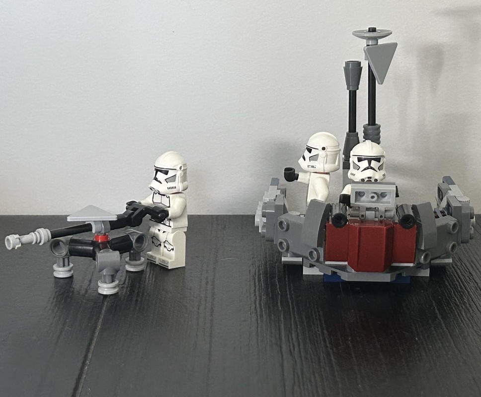 Lego Clone Command Station (ALT build of clones vs droids battle pack)