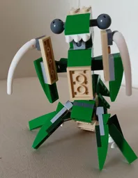 Praying Mantis 31058