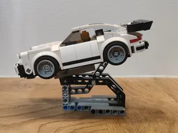 Adjustable Speed Champions Display Stand