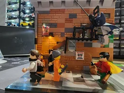 Dynamic duo diorama