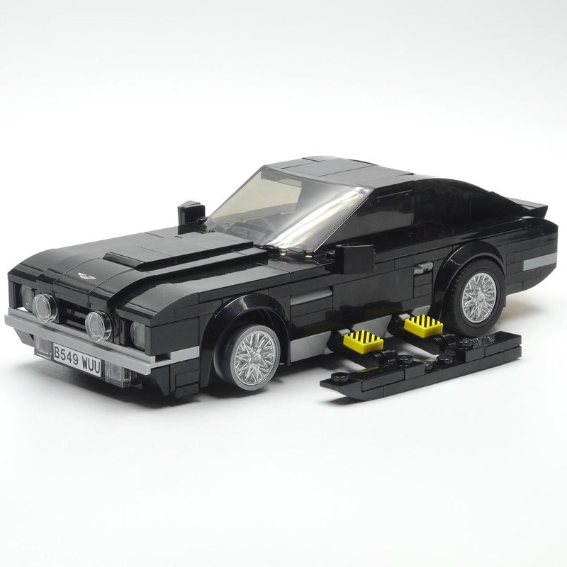 Lego Aston Martin V8 Vantage - James Bond 007 The Living Daylights
