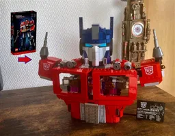 Gen 1 Transformers Optimus Prime Bust