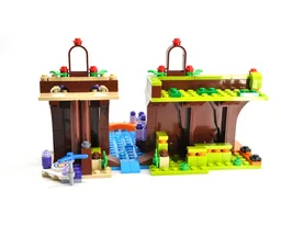 41335 The Two Kingdoms -- Waterfalls
