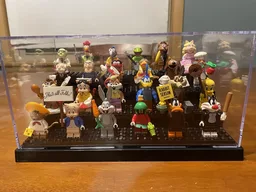 Amazon Minifig Display Case Platform