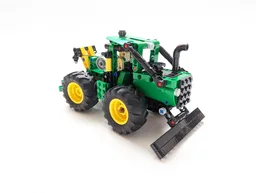 42136 - John Deere Skidder