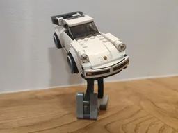 Adjustable Speed Champions Display Stand
