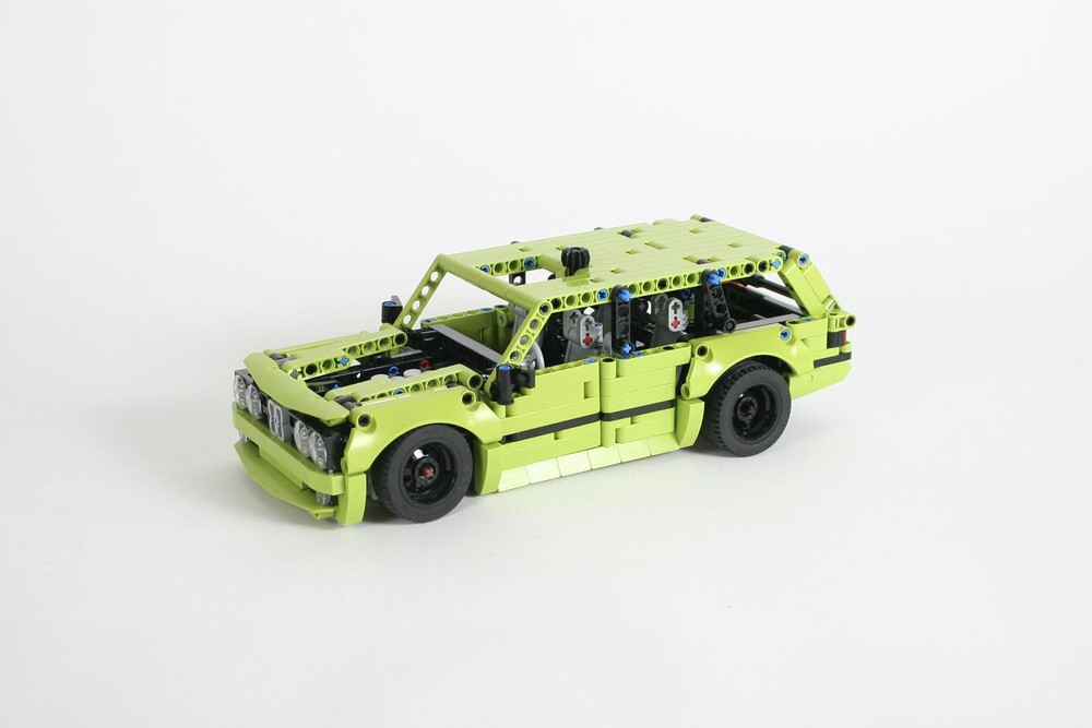 Lego BMW E30 Touring