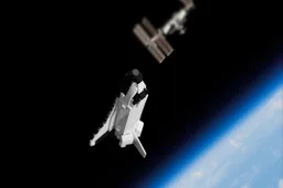 1:220 Space Shuttle v2
