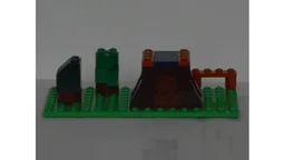10696 Minihouse Base