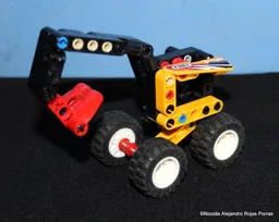 42101 E: Wheeled Excavator