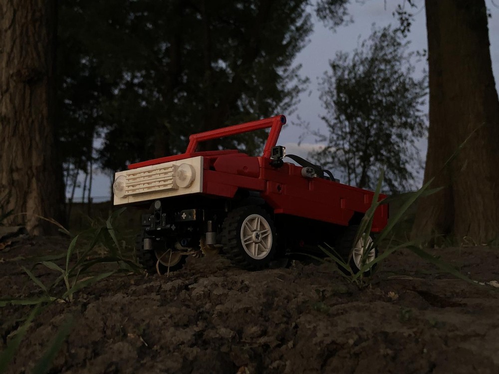 Lego LuAZ 969M