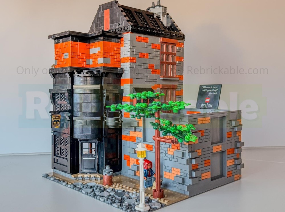 Lego The Leaky Cauldron & Brick Wall Bundle