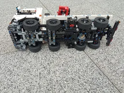 Flatbed truck with crane