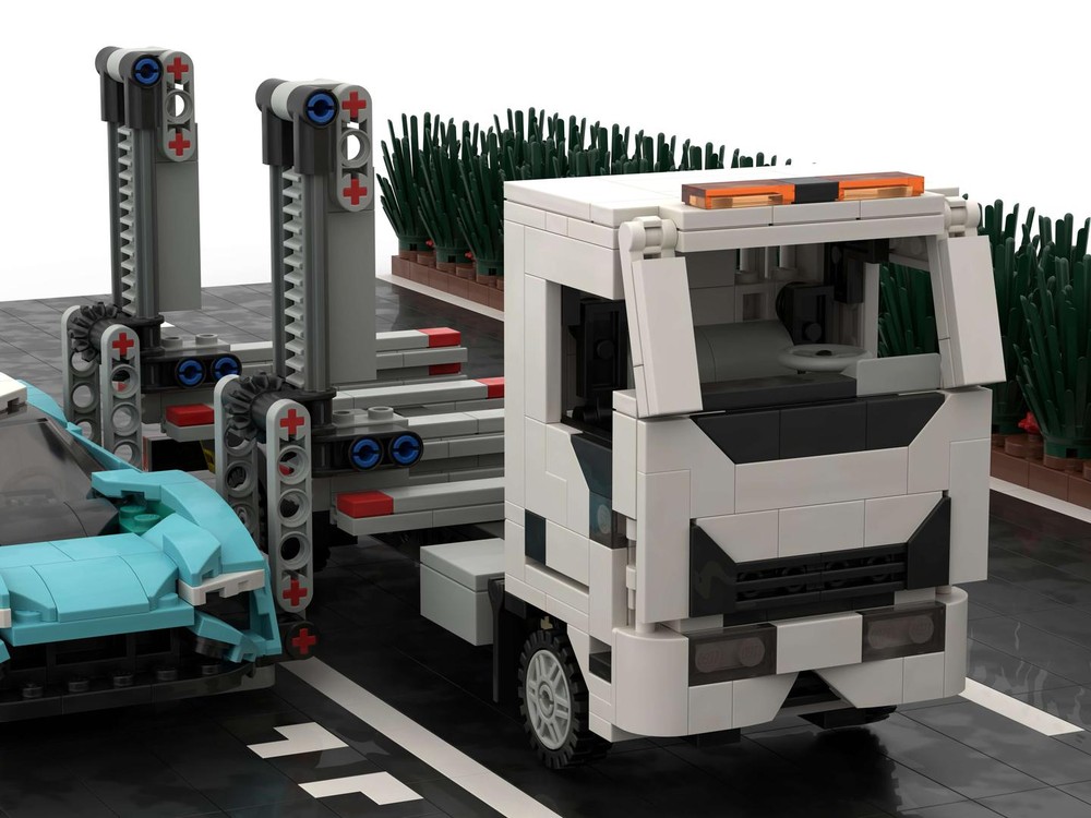 Lego IVECO EUROCARGO with forklift