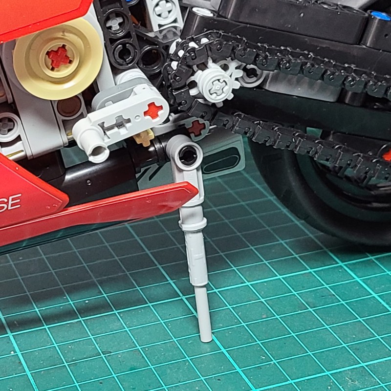 Lego 42107 Ducati Panigale V4 R Kickstand (Retractable) v2.0