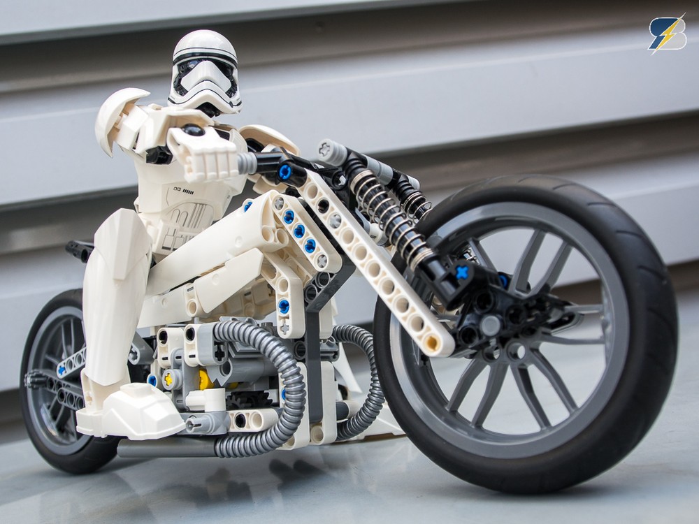 Lego 2nd Stormtrooper motorcycle - 42036+42045+42047