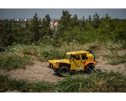 BuWizz-Powered Mini Trophy Truck