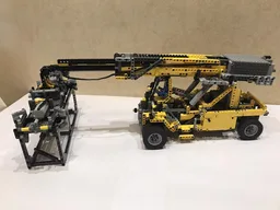 RC container stacker based on LEGO B-model 42009