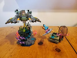75577 Alt Build- Manta Ray Interceptor Submarine