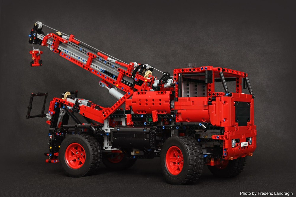 Lego Tow Truck 42082 c model