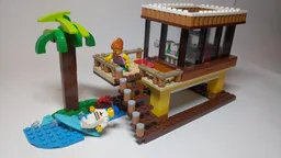 31118 Elevated House