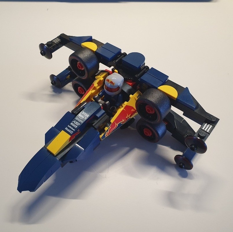 Lego F1 Starship Collection - Red Bull XWing