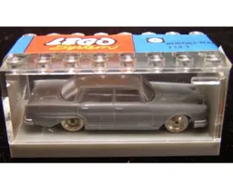 1:87 Mercedes 220 with Garage