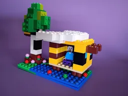 11016 Bee cottage