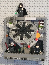 SW theme brick separator holder (Death Star)