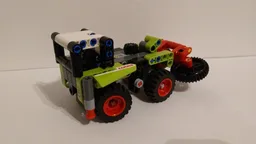42102 Mini Claas Xerion Saddle Trac