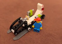 30465 Snowmobile