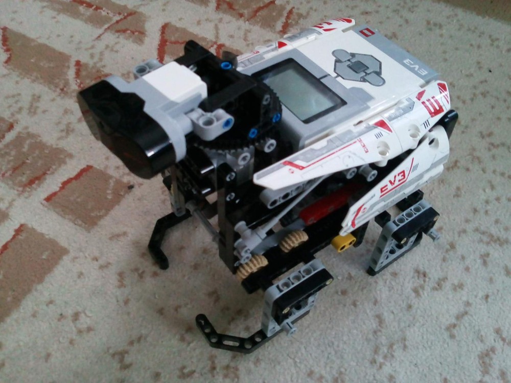 Lego WALK3R - An EV3 walking sloth