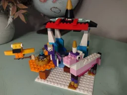 Unicorn & Stable — 10717