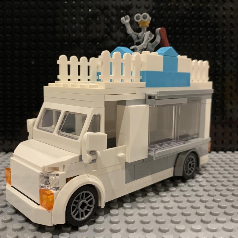 Lego Stephanie's Snack Shack from Short Circuit