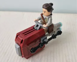 Rey's Speeder
