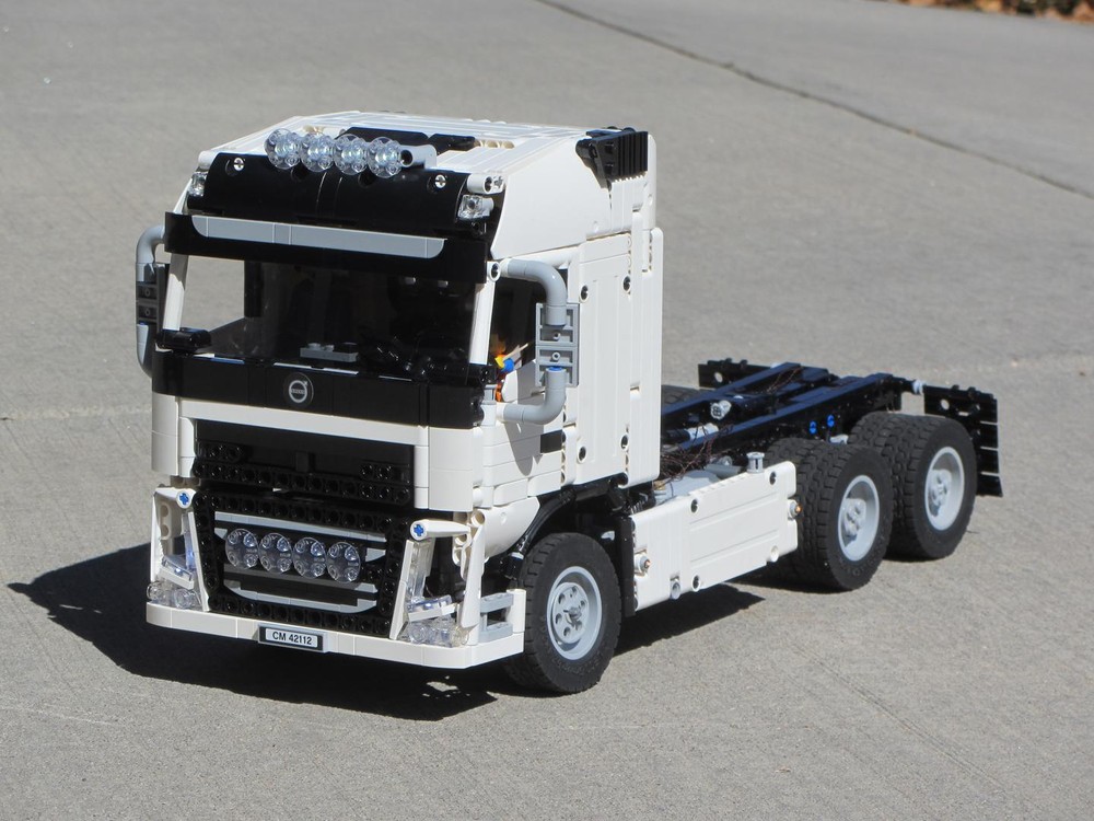 Lego Technic RC Volvo FH16 750