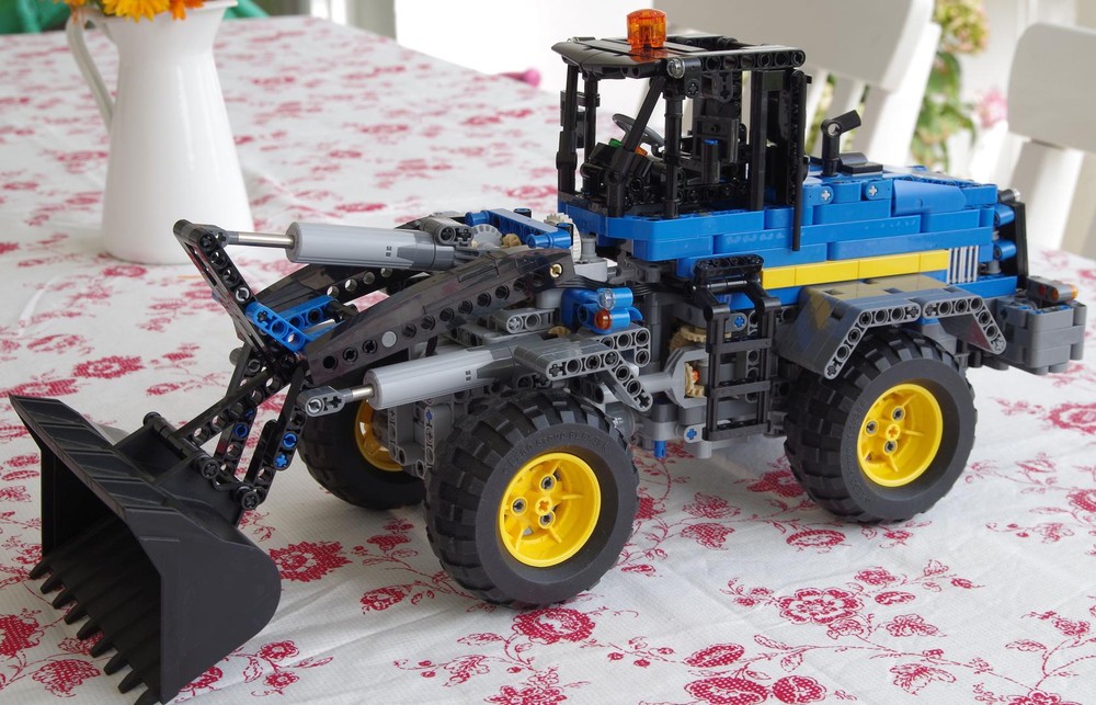 Lego Front loader (RC)