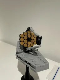1:220 JWST