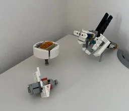 31134 Wasp & Fly