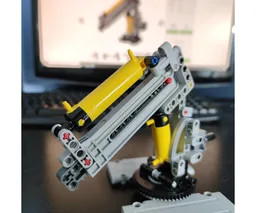 Mini pneumatic crane