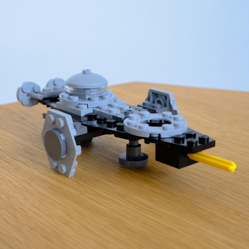 Lego Imperial Figther - The loosened tie