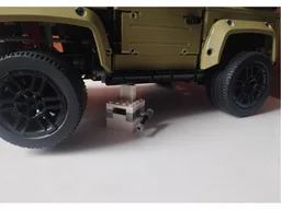 Hydraulic jack for Lego 42110