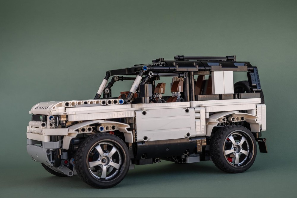 Lego Land Rover DEFENDER 90 (2020) 1:12