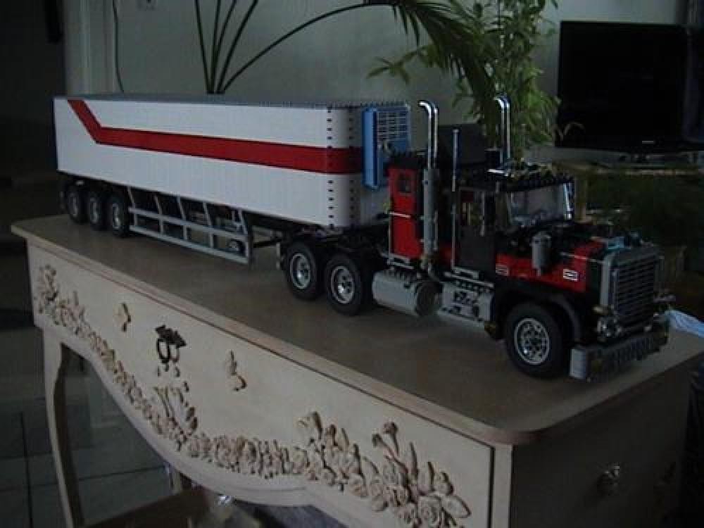 Lego Refrigerated Trailer for 5571