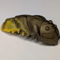 Large Figure Accessory, Rahkshi Kraata Stage 4 with Marbled Yellow Tail Pattern / Flat Dark Gold