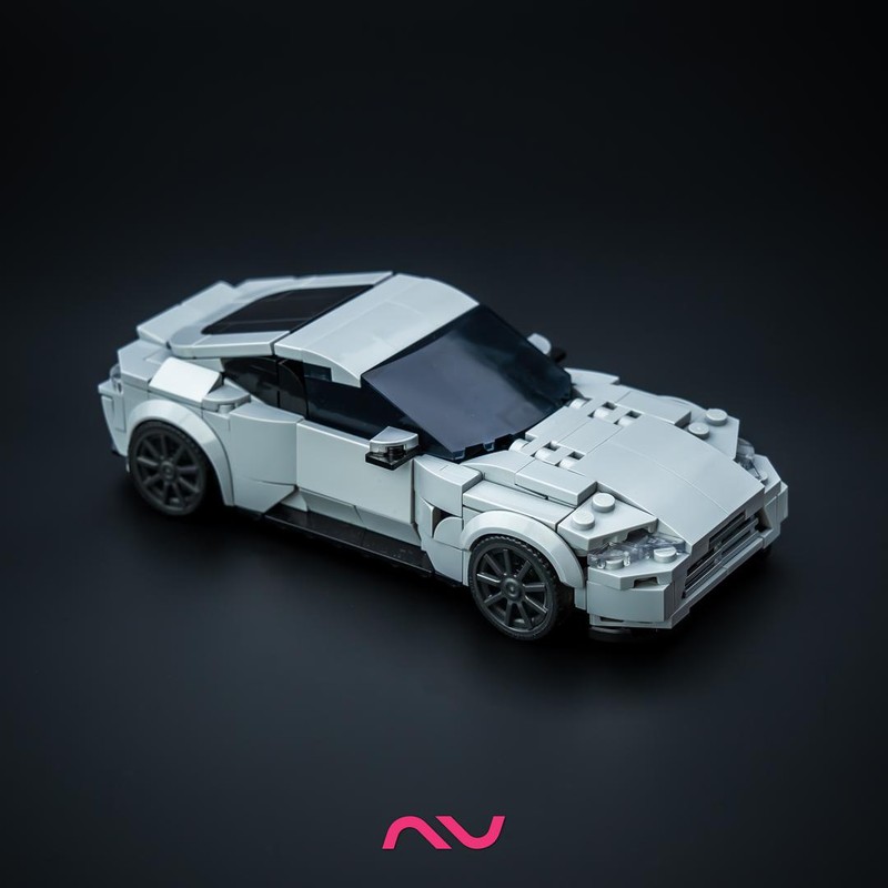 Lego Aston Martin DB10